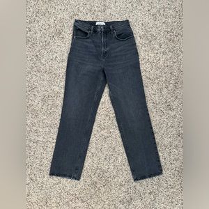 Abercrombie & Fitch The 90’s Straight Ultra High Rise Jeans